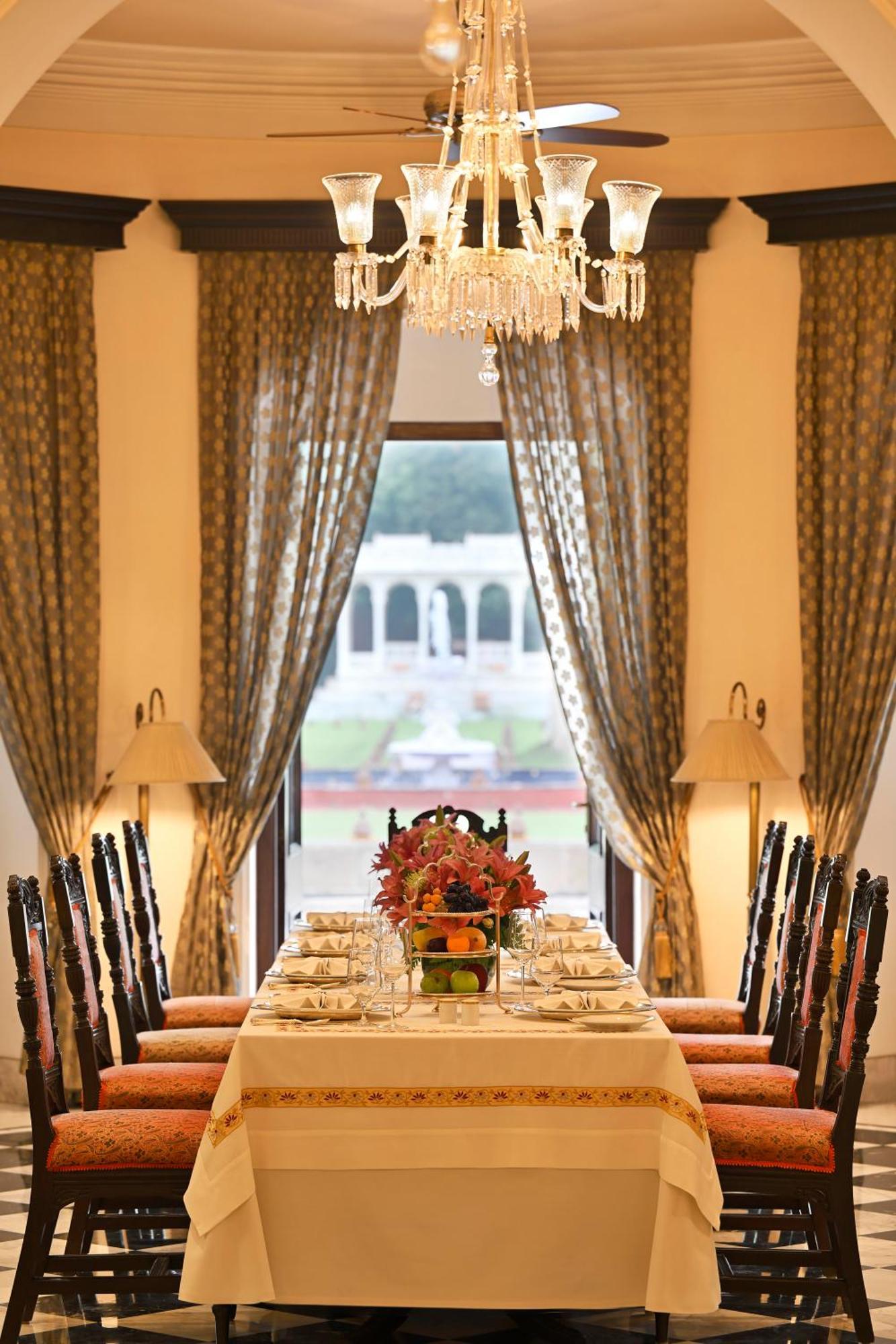 Taj Nadesar Palace Bénarès Extérieur photo