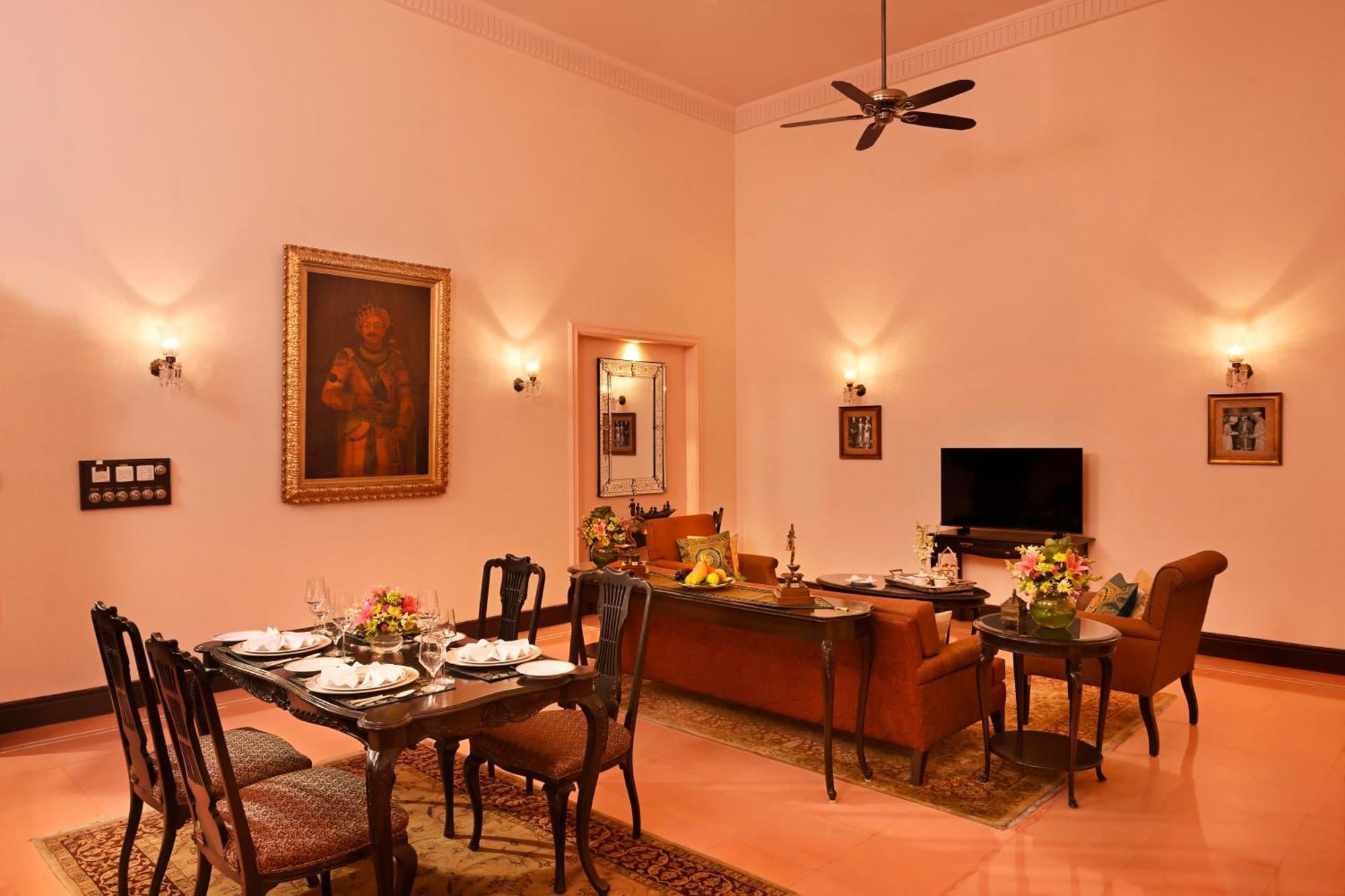 Taj Nadesar Palace Bénarès Extérieur photo